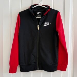 Nike full zip up athletic shirt/jacket size boys 6.